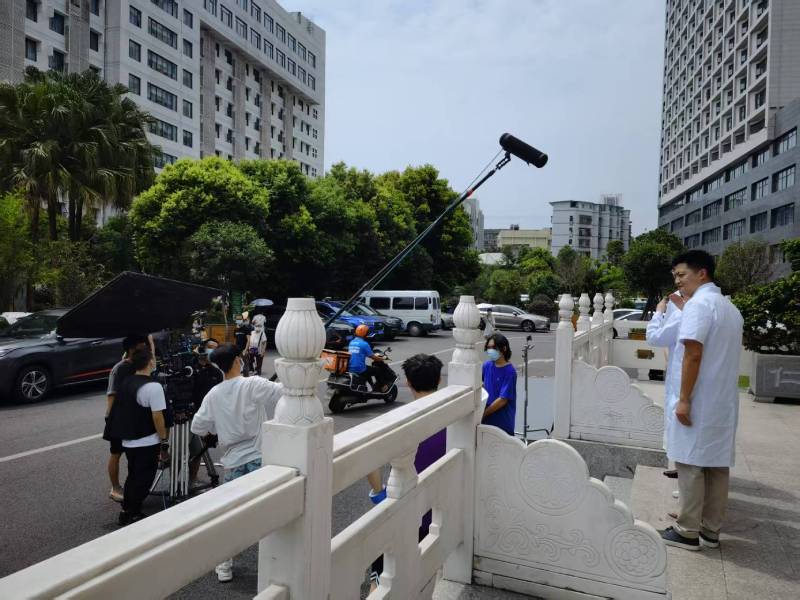 茂港区广告片拍摄公司低成本实现高规格制作的诀窍